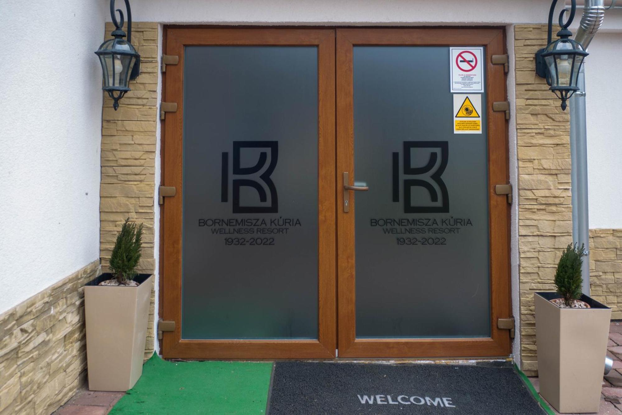 Bornemisza Kuria Wellness Resort Tiszabecs Exterior foto